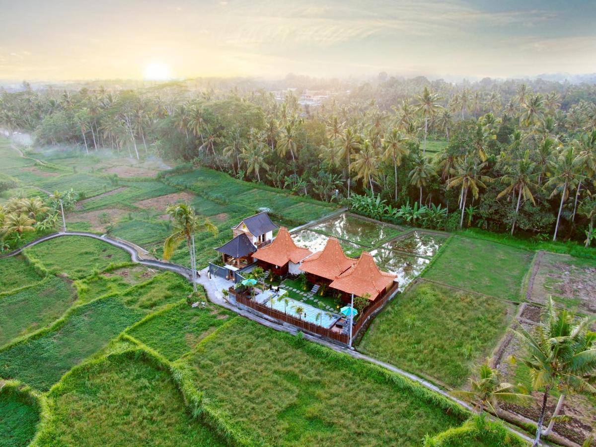 One Bedroom Grand Javanese Joglo Ubud 1 外观 照片